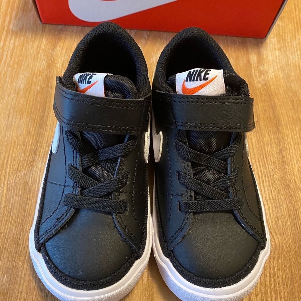 Nike Kids Court Legacy(TDV) size 8C